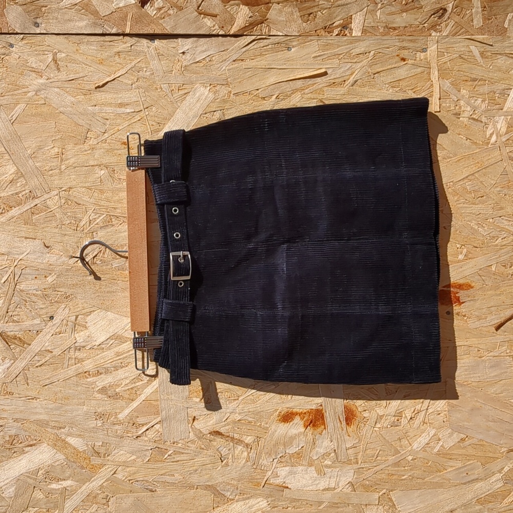 -URBAN OUTFITTERS-  Franny High Waisted Corduroy Mini Skirt Navy Blue Size XS